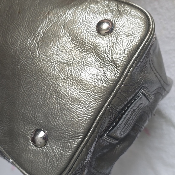 Coach Metallic Kisslock Satchel.Signature Stictched Patent Carryall. - Picture 4 of 14